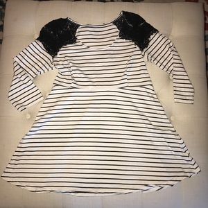 Motherhood Maternity Top